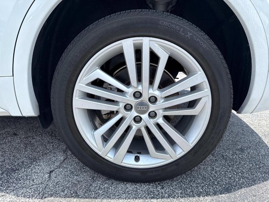 used 2020 Audi Q5 car, priced at $23,895