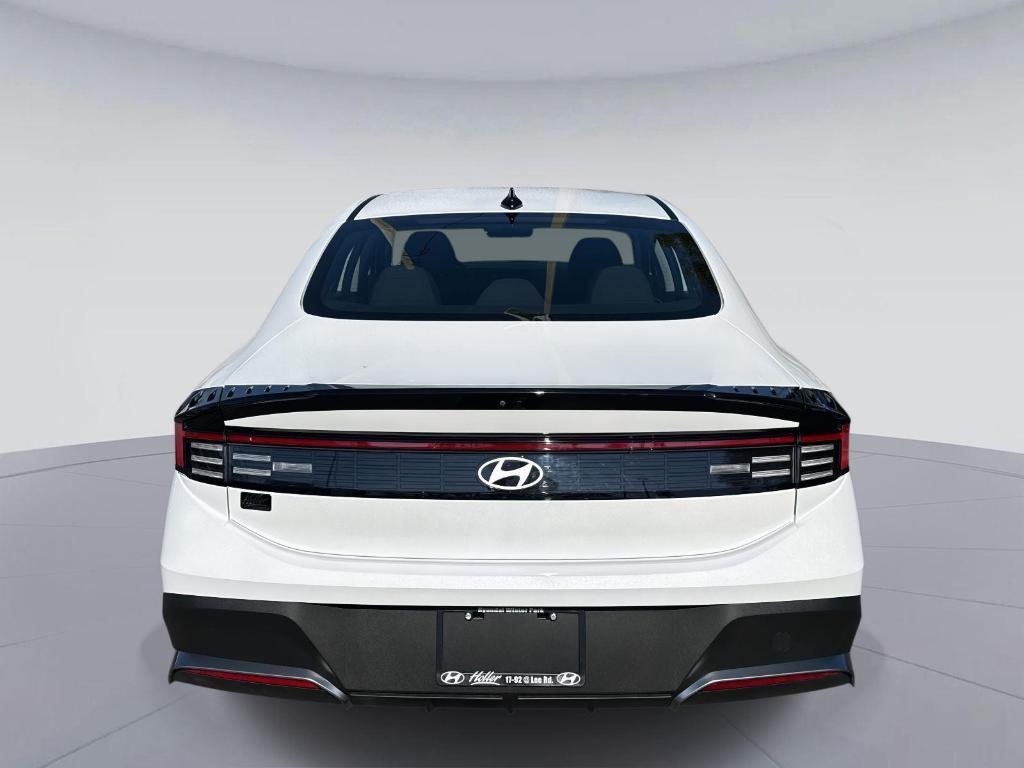 used 2025 Hyundai Sonata car, priced at $23,995