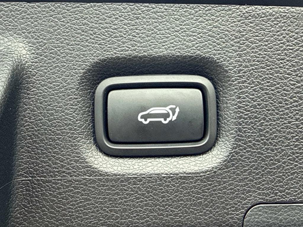 used 2023 Hyundai Santa Fe car, priced at $23,995