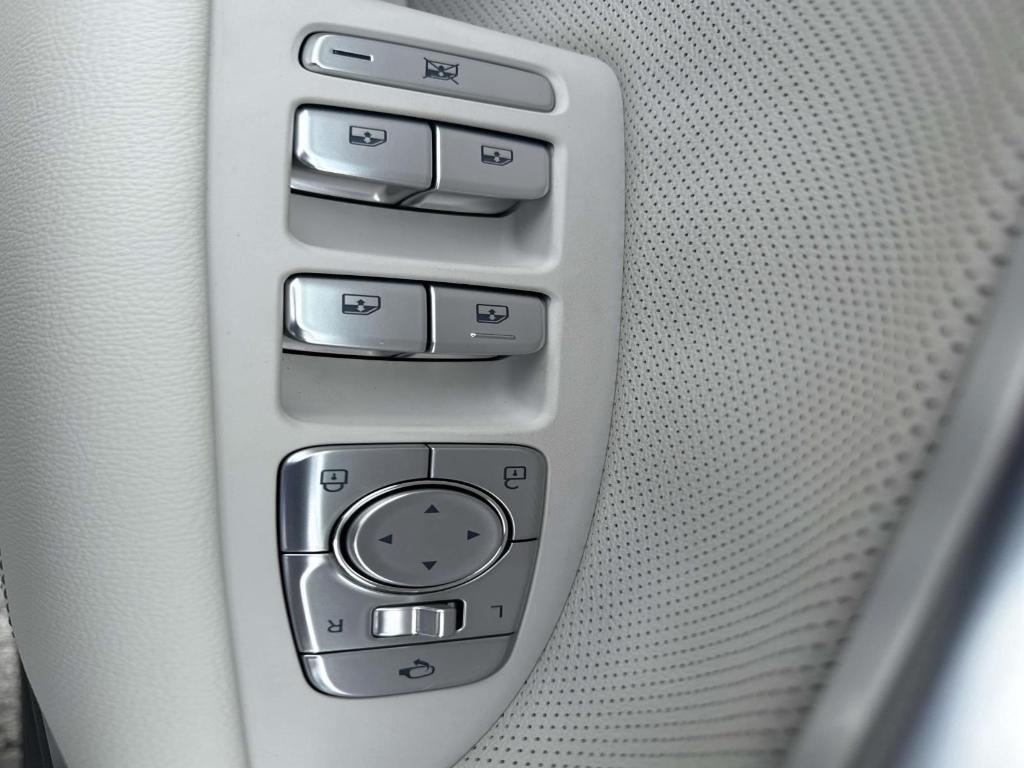 used 2025 Genesis G70 car, priced at $36,995