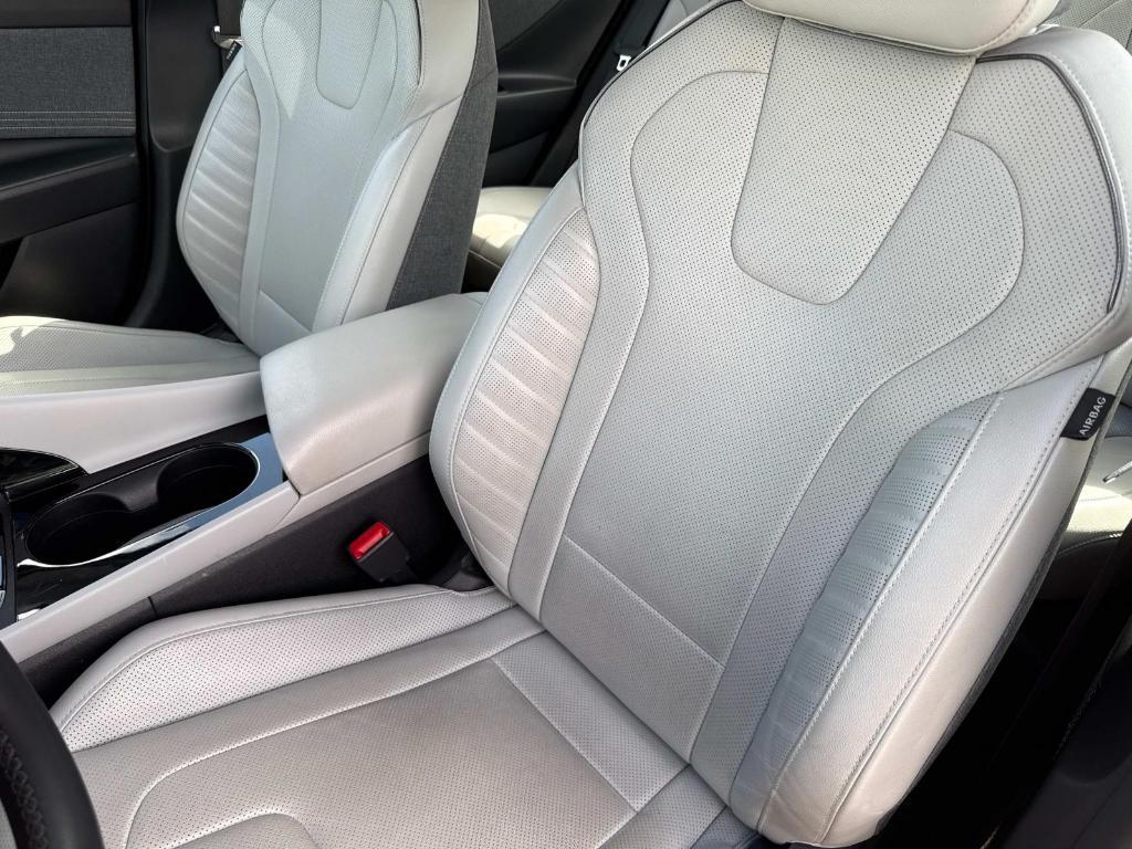 used 2023 Hyundai Elantra car, priced at $21,995