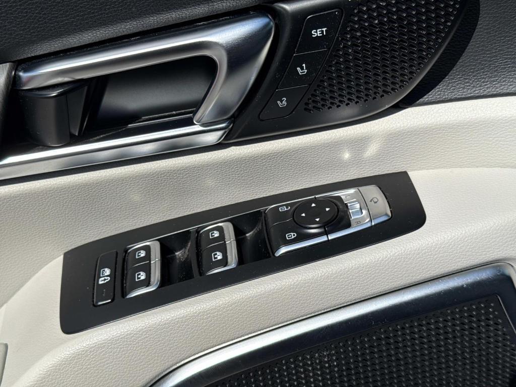 used 2023 Kia Telluride car, priced at $38,595