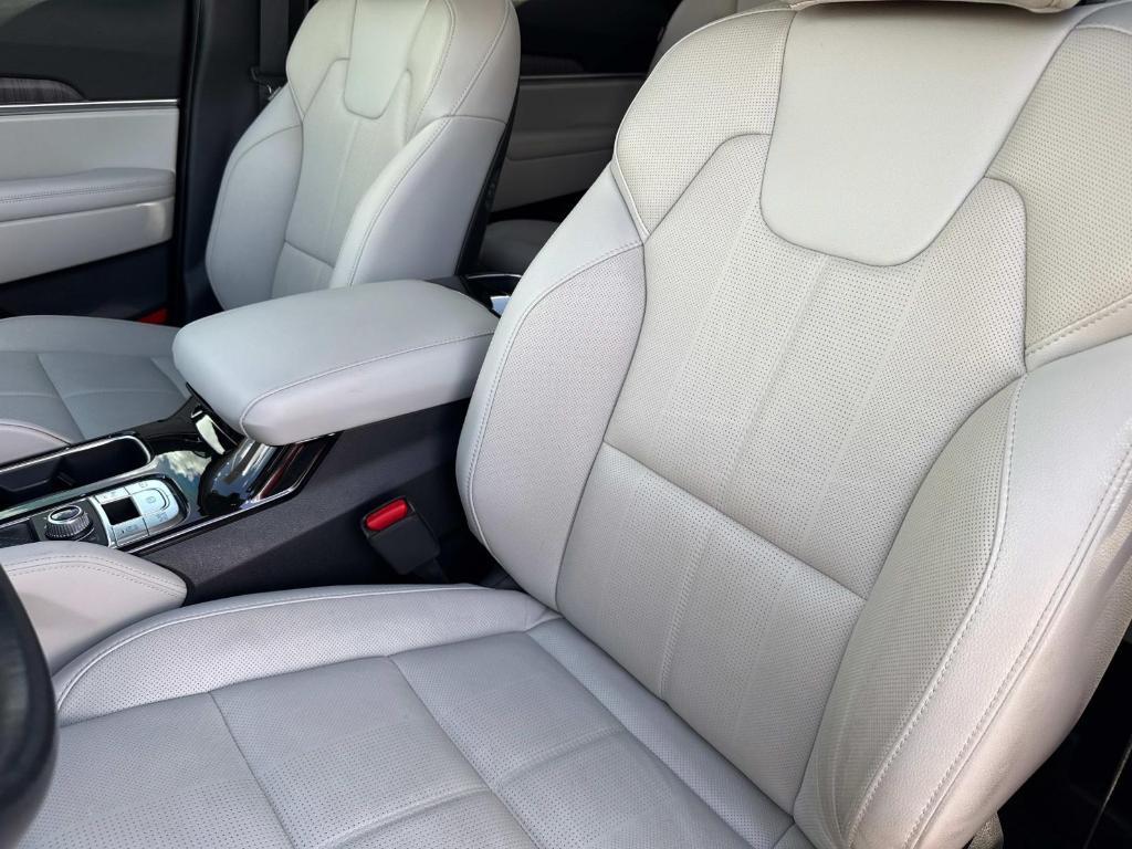 used 2023 Kia Telluride car, priced at $38,595