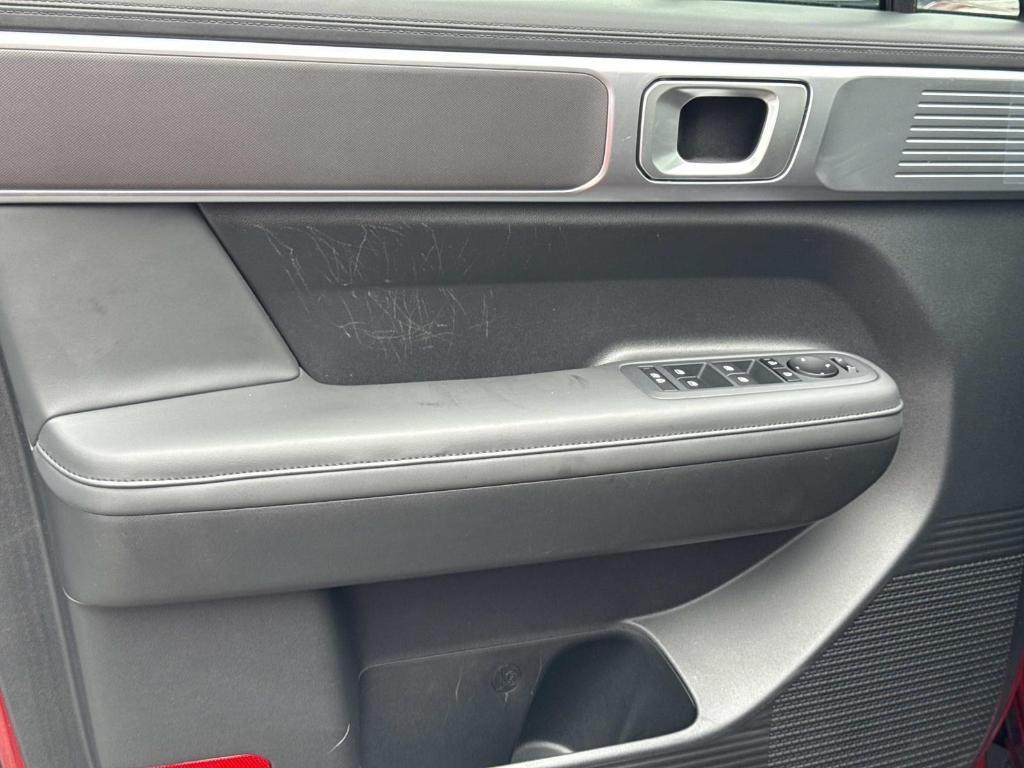 used 2024 Hyundai Santa Fe car, priced at $30,595