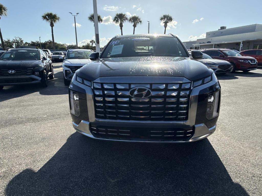 used 2025 Hyundai Palisade car, priced at $45,995