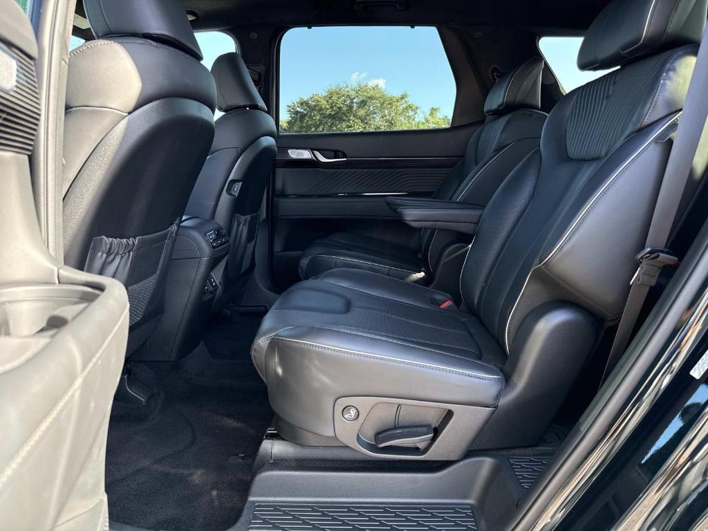 used 2025 Hyundai Palisade car, priced at $45,995