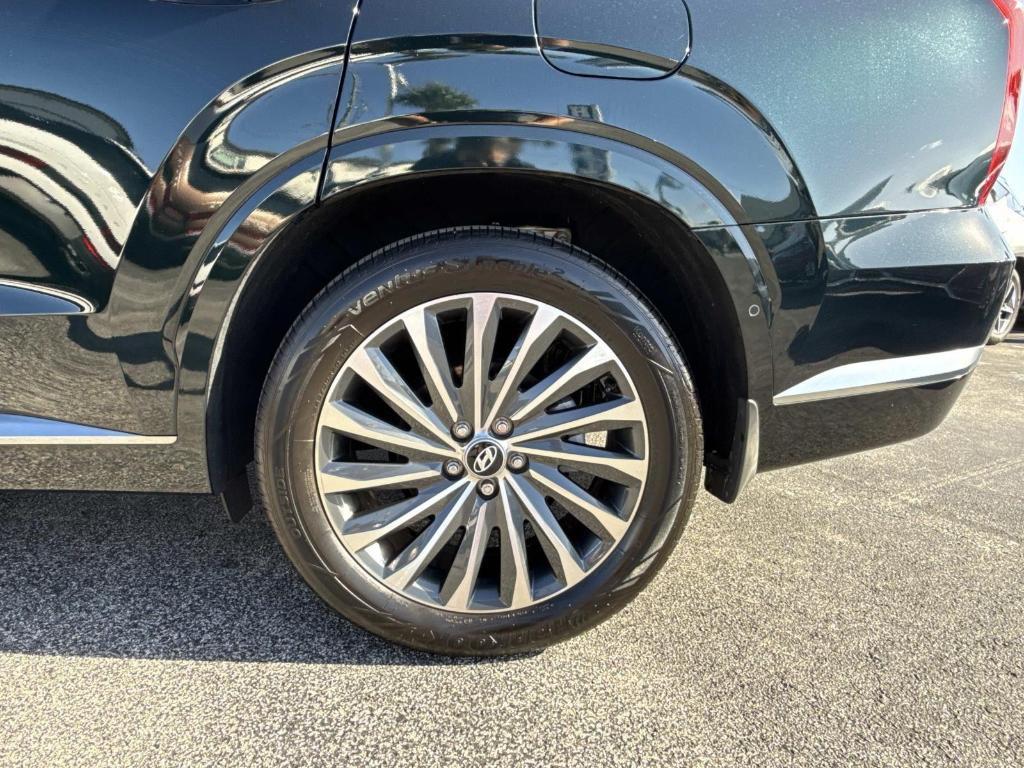 used 2025 Hyundai Palisade car, priced at $45,995