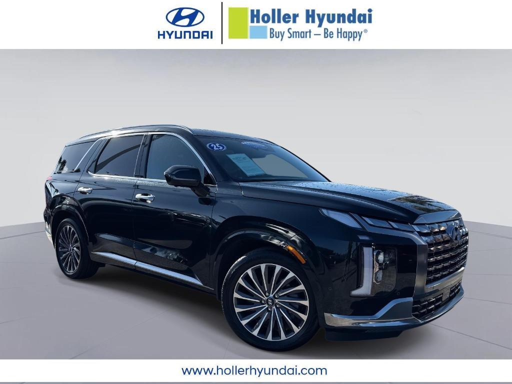 used 2025 Hyundai Palisade car, priced at $45,995