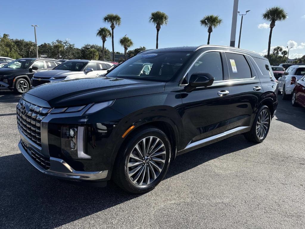 used 2025 Hyundai Palisade car, priced at $45,995