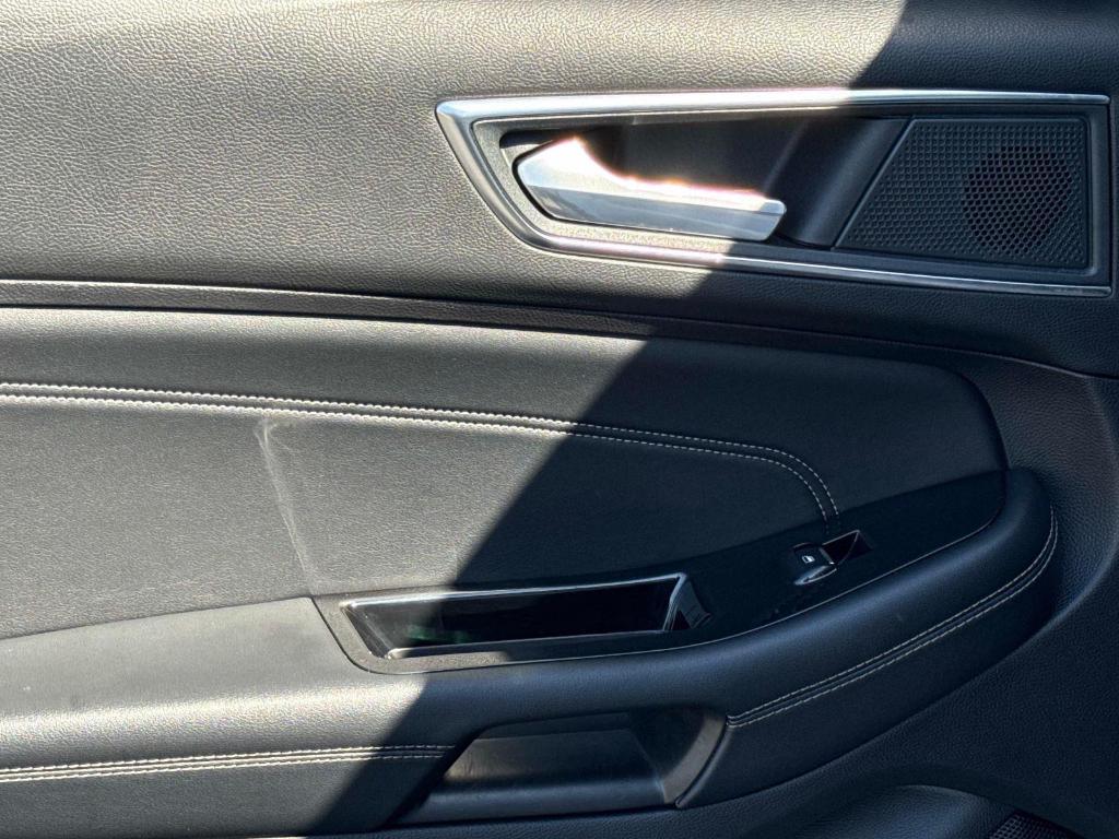 used 2019 Ford Edge car, priced at $13,995