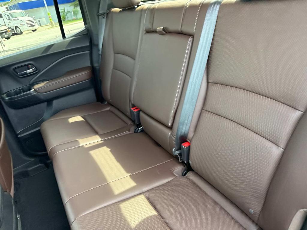 used 2024 Honda Ridgeline car, priced at $35,995