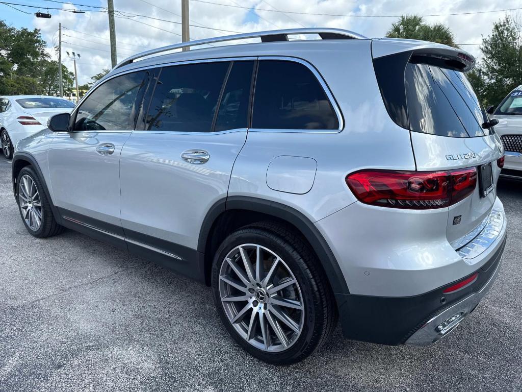 used 2022 Mercedes-Benz GLB 250 car, priced at $28,995