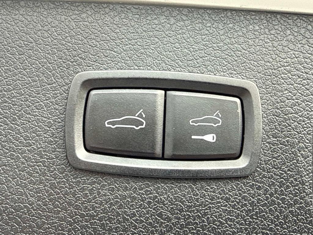 used 2020 Porsche Macan car, priced at $27,995