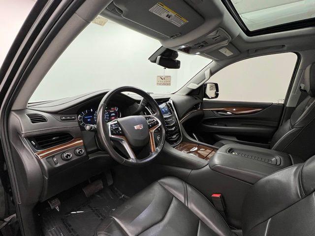 used 2020 Cadillac Escalade ESV car, priced at $38,895