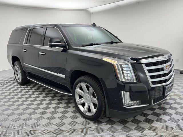 used 2020 Cadillac Escalade ESV car, priced at $38,895