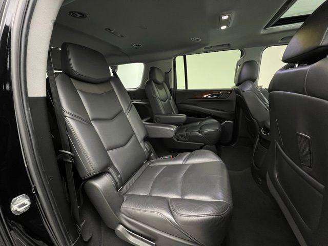 used 2020 Cadillac Escalade ESV car, priced at $38,895