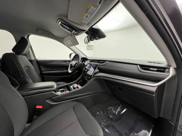 used 2023 Jeep Grand Cherokee car, priced at $22,895