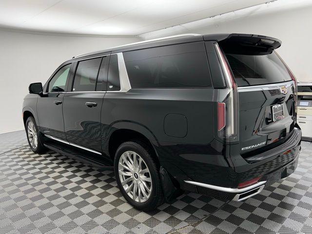 used 2023 Cadillac Escalade ESV car, priced at $82,895