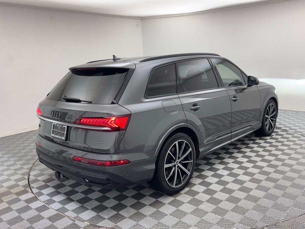 used 2021 Audi Q7 car, priced at $35,985