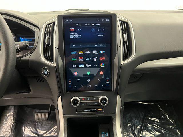 used 2024 Ford Edge car, priced at $20,795