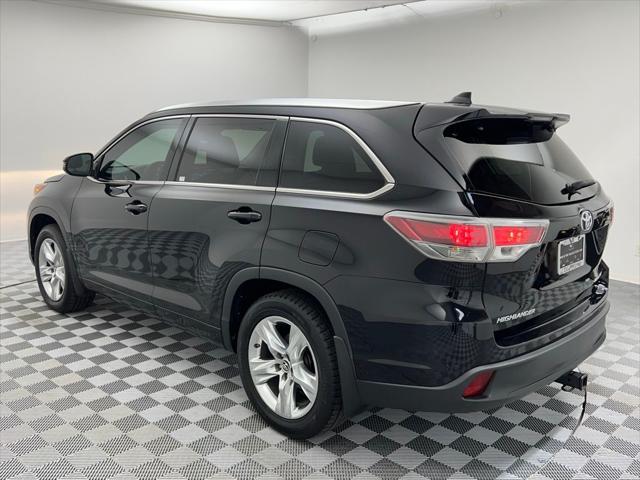 used 2016 Toyota Highlander car, priced at $23,795
