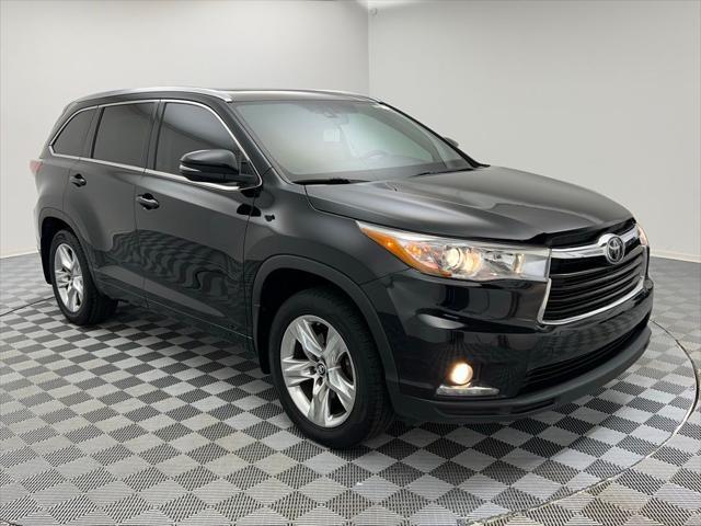 used 2016 Toyota Highlander car, priced at $23,795