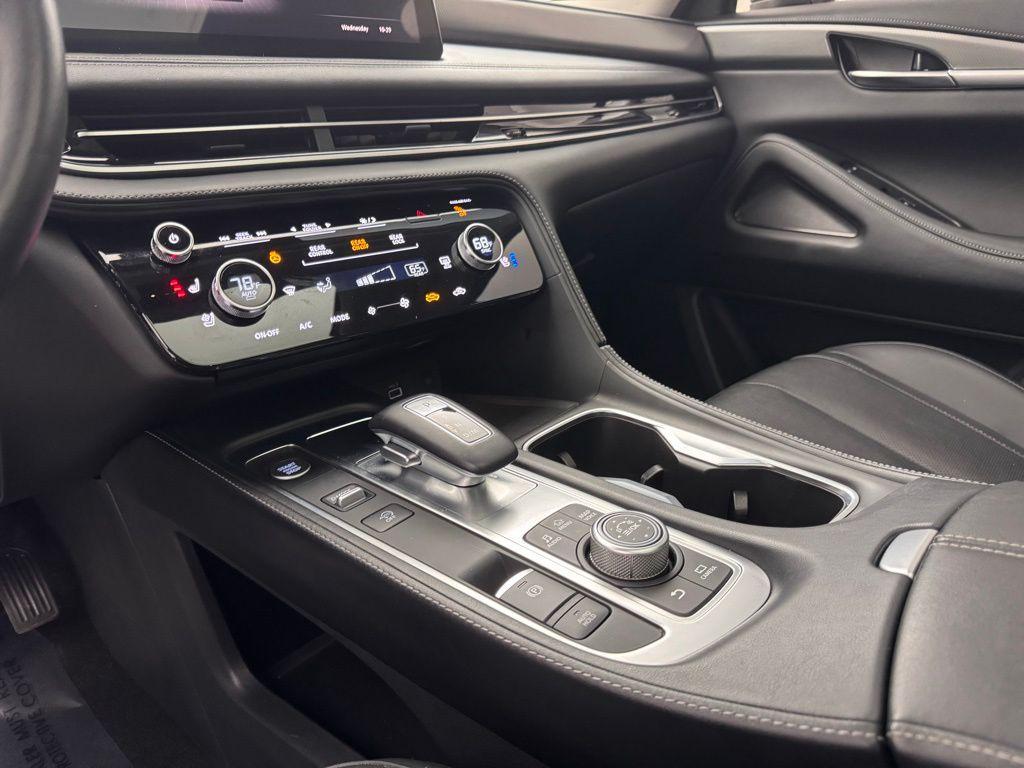 used 2024 INFINITI QX60 car, priced at $36,985