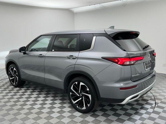 used 2024 Mitsubishi Outlander car, priced at $23,395