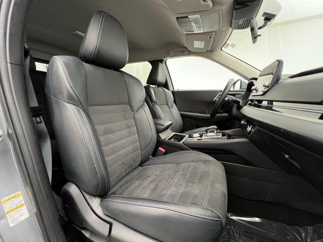 used 2024 Mitsubishi Outlander car, priced at $23,395