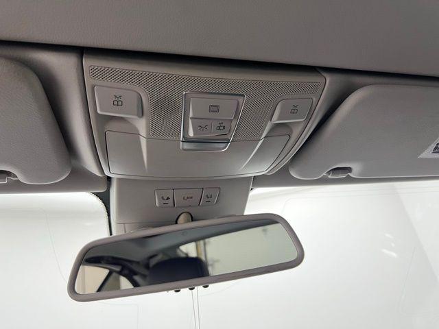 used 2013 Mercedes-Benz SL-Class car, priced at $25,485