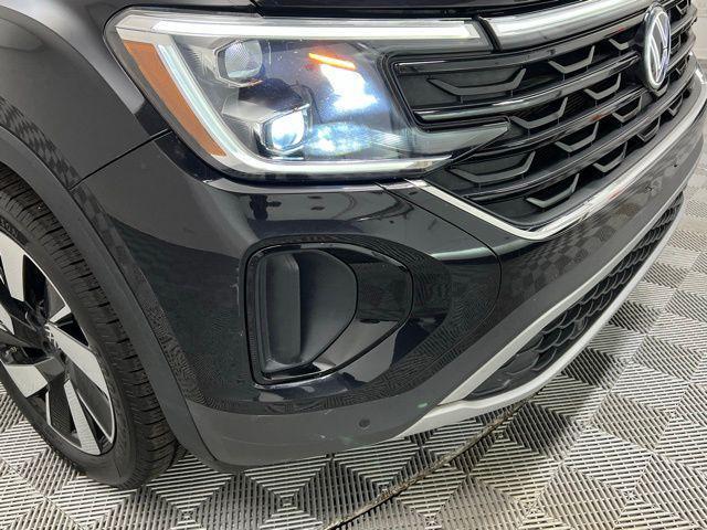 used 2024 Volkswagen Atlas Cross Sport car, priced at $27,895