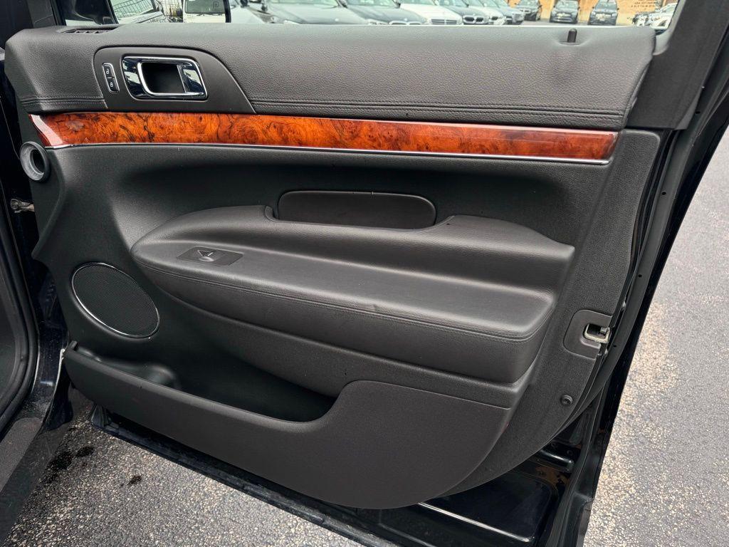 used 2015 Lincoln MKT car, priced at $29,995