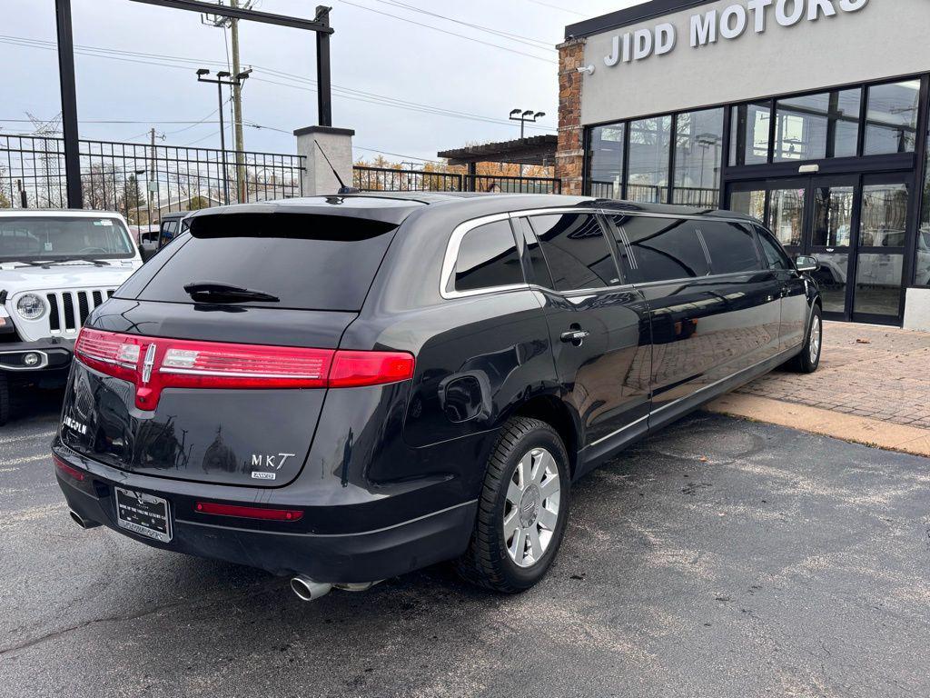used 2015 Lincoln MKT car, priced at $29,995