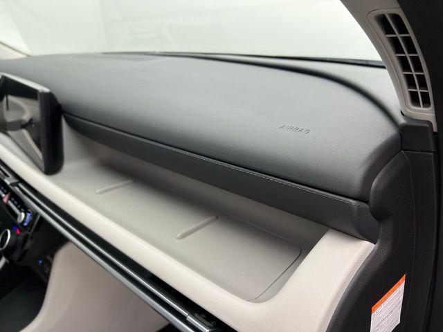 used 2025 Hyundai TUCSON Hybrid car, priced at $24,985