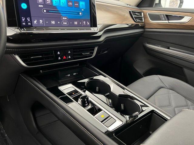 used 2024 Volkswagen Atlas car, priced at $26,985