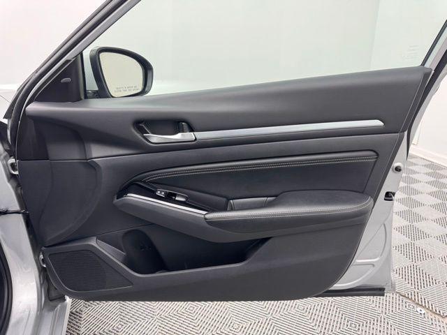 used 2023 Nissan Altima car, priced at $19,985