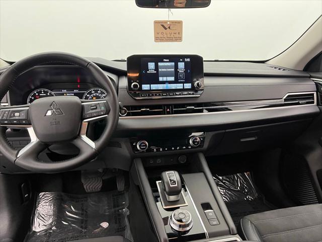 used 2024 Mitsubishi Outlander car, priced at $25,985