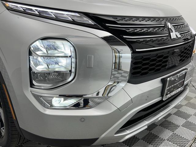 new 2024 Mitsubishi Outlander car, priced at $32,885