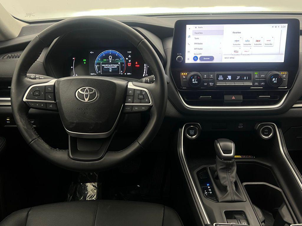 used 2025 Toyota Grand Highlander car, priced at $42,795