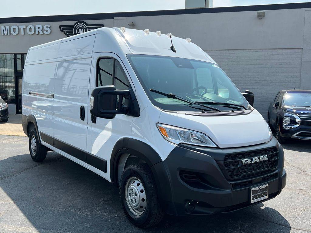 used 2023 Ram ProMaster 2500 car, priced at $28,985