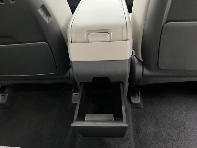used 2024 Hyundai Santa Fe car, priced at $28,595