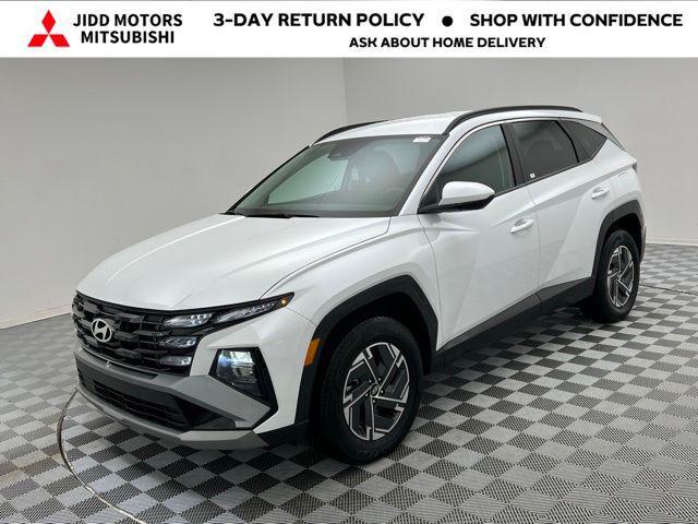 used 2025 Hyundai TUCSON Hybrid car, priced at $26,895