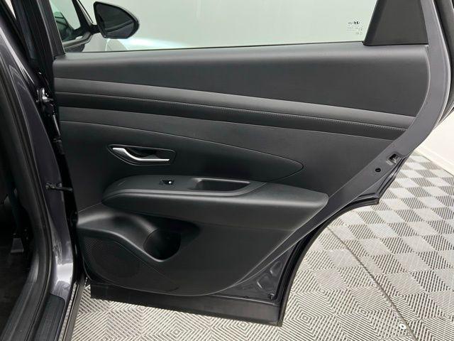 used 2025 Hyundai TUCSON Hybrid car, priced at $25,595