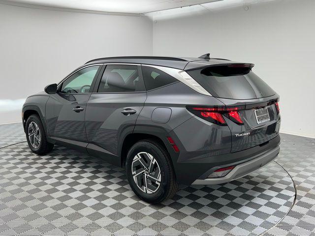 used 2025 Hyundai TUCSON Hybrid car, priced at $25,595