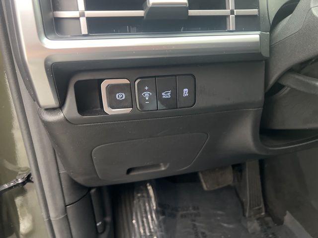 used 2024 Hyundai Santa Fe car, priced at $25,895