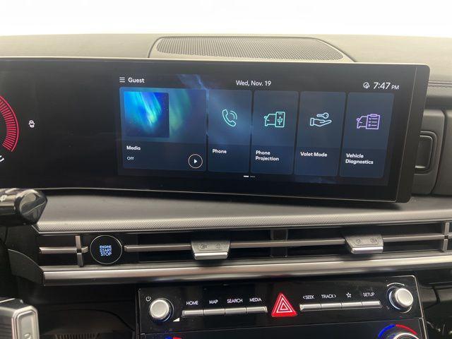 used 2024 Hyundai Santa Fe car, priced at $25,895