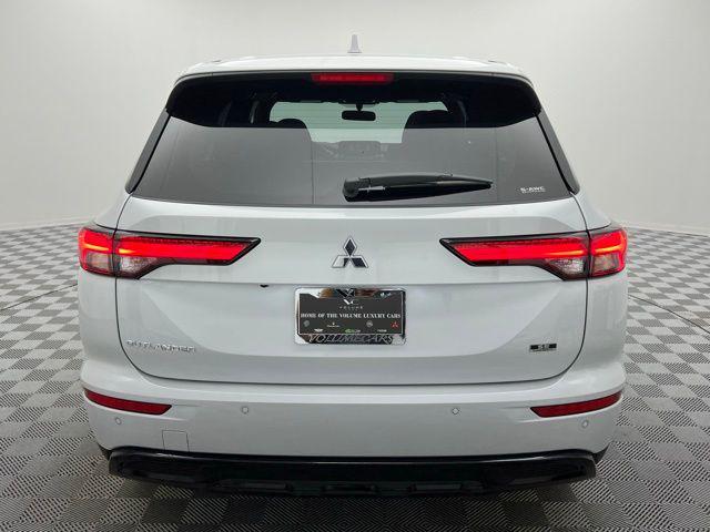 new 2024 Mitsubishi Outlander car, priced at $33,955