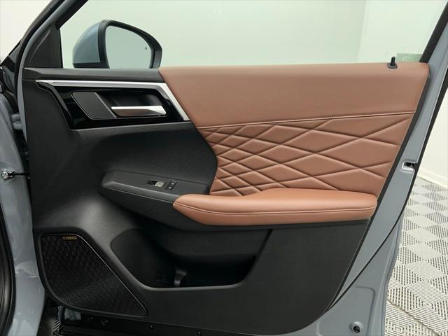new 2025 Mitsubishi Outlander car, priced at $47,000