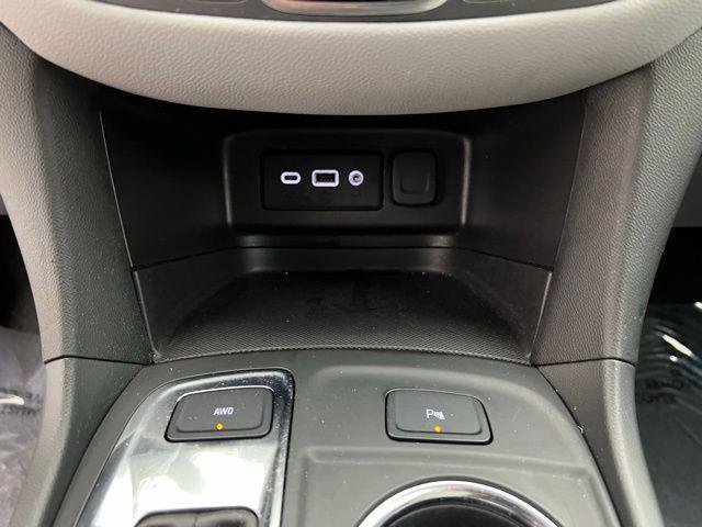 used 2024 Chevrolet Equinox car, priced at $19,495