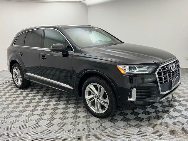 used 2021 Audi Q7 car, priced at $27,985